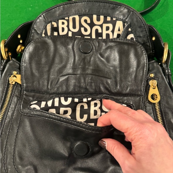 Marc Jacobs Black Shoulder Bag with Gold Bird Accents - Picture 3 of 8